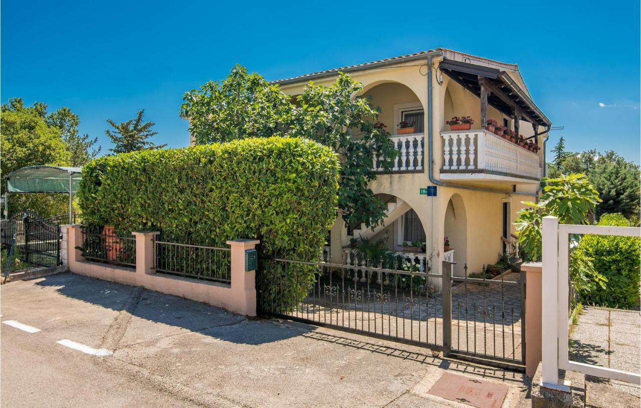 Beautiful Apartment In Pinezici With Wifi מראה חיצוני תמונה